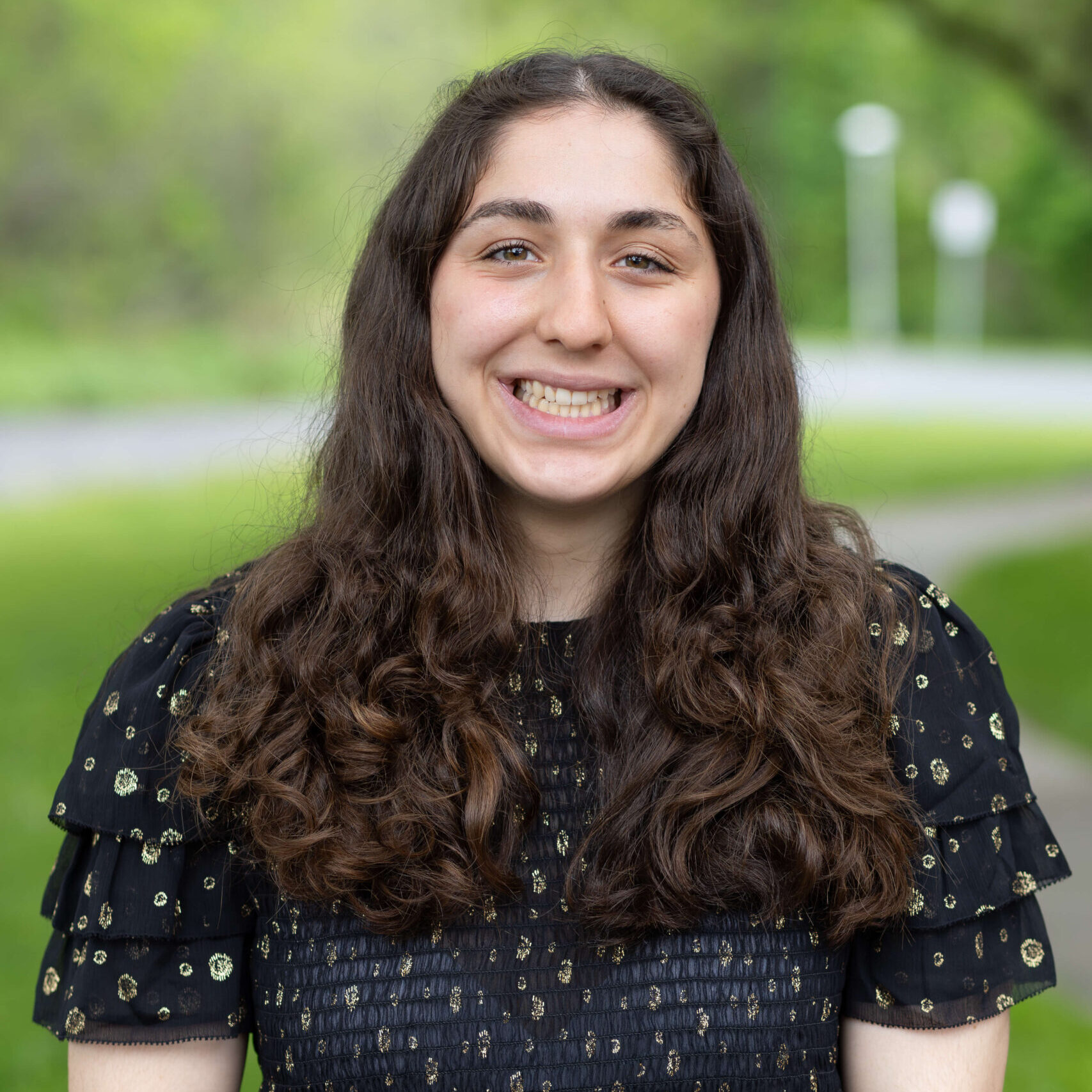 Lydia DeTraglia Headshot